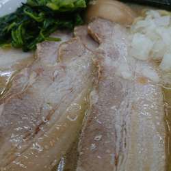 醤油豚骨スペシャルラーメン