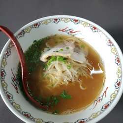 ラーメン：200円