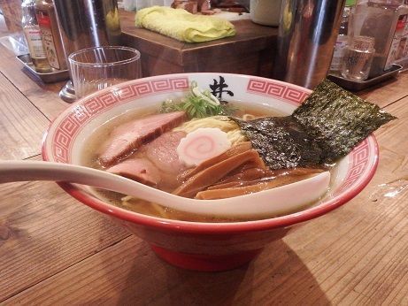 「しおラーメン」@井田商店の写真