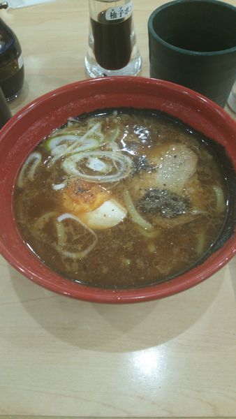 「豚骨らーめん(370円)」@無添加 くら寿司 千葉ニュータウン中央店の写真