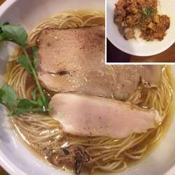 洋食ラーメンブラック800円