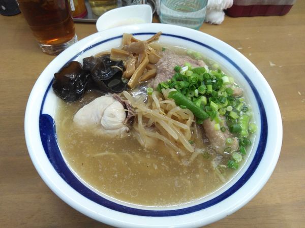 「追い炊きみつせ鶏塩　S」@MENYA 食い味の道有楽の写真