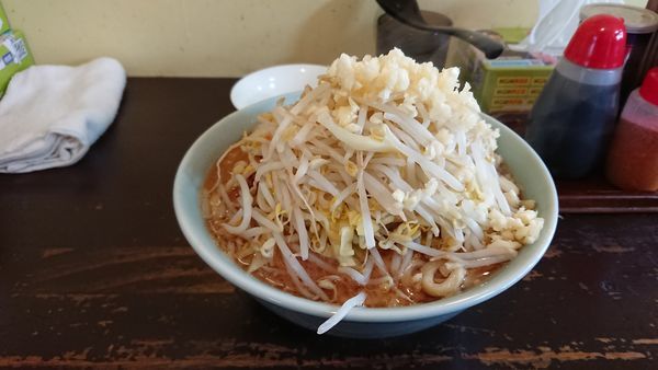 「ラーメン大 ニンニクマシ 生卵」@めんじろの写真