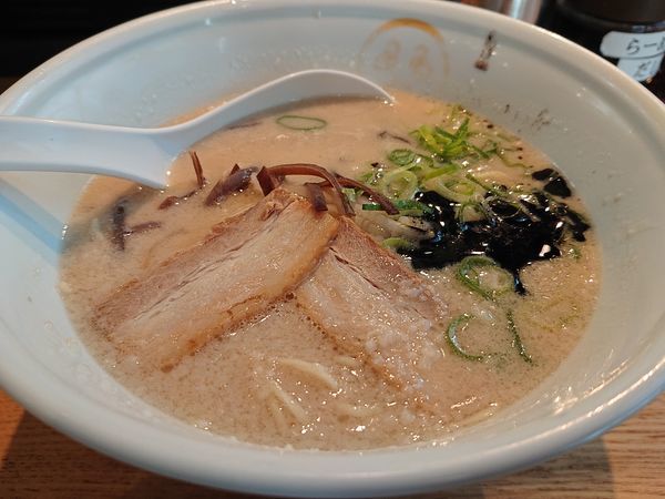 「特濃 白(替え玉×1)」@TOKYO豚骨BASE MADE by 博多一風堂 ペリエ海浜幕張店の写真