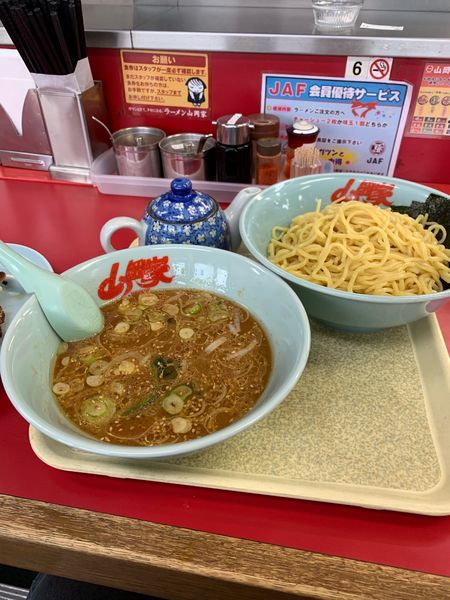 「味噌つけ麺大盛」@山岡家 北九州店の写真