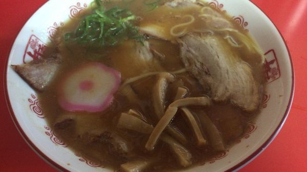 「特製中華そば」@井出商店の写真