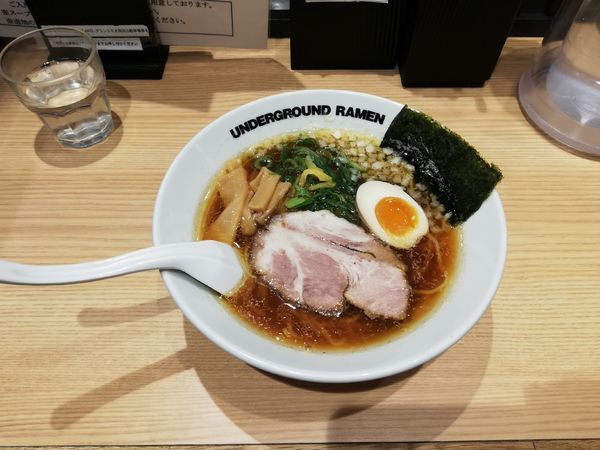 「鯛煮干そば　限定」@UNDER GROUND RAMEN 頑者 グランエミオ所沢店の写真