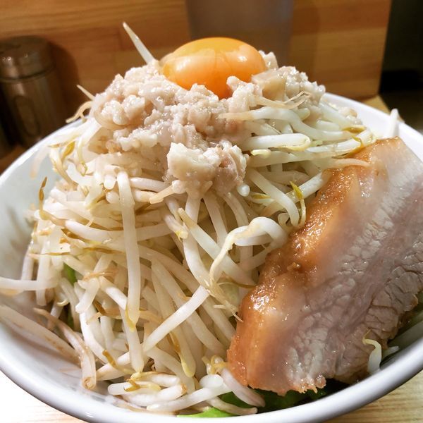 「まぜそば醤油 ＋ヤサイ、アブラ、ニンニク、チーズ」@麺処 MAZERUの写真