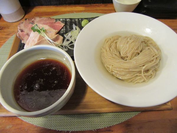 「限定　こんぶすいつけ蕎麦醤油（９００円）＋チャーシュー３００」@中華蕎麦 はざまの写真