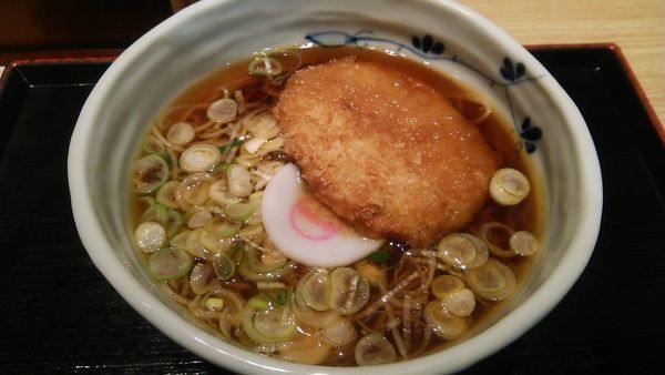 「流山のさといもコロッケそば 490円」@そばいち 神田店の写真