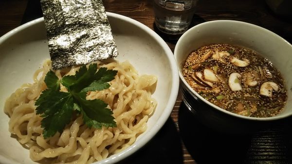 「醤油つけそば」@神田とりそば なな蓮の写真