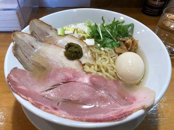 「虜柚子中華そば（柚子胡椒）＋玉子」@自家製中華そば 麺の虜の写真