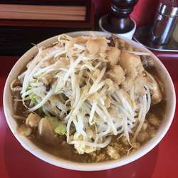 肉増しラーメン フゥージョン