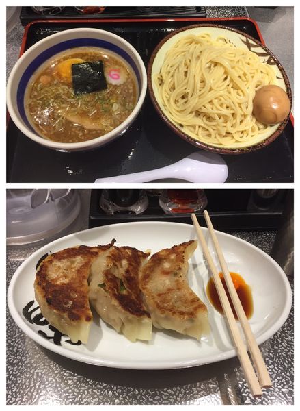 「半熟味玉もりそば(大)＋心の味餃子(3個)」@松戸富田麺絆の写真