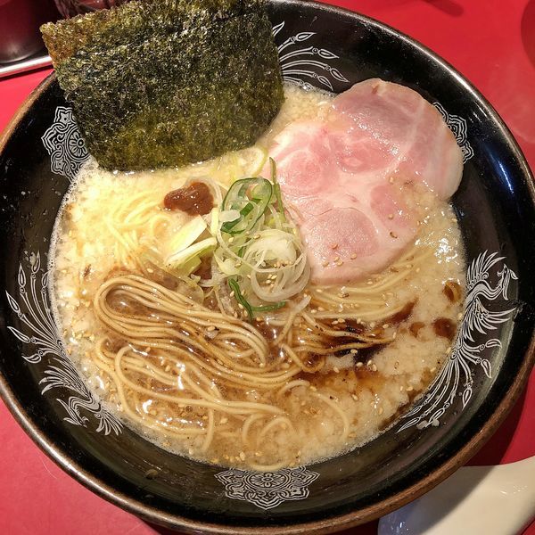 「豚骨　￥７５０」@らーめん・つけめん こてんぱんの写真