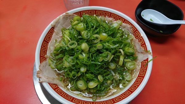 「中華そば醤油ネギ増し 900円」@もっこす 大倉山本店の写真