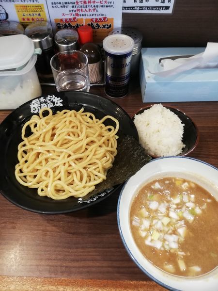 「つけ麺800円サービス半ライス」@町田商店33の写真