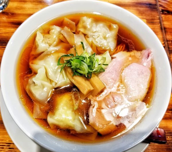 「ワンタン中華そば」@柴崎亭 梅丘店の写真