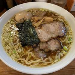 煮干し生姜ラーメン 割れ玉
