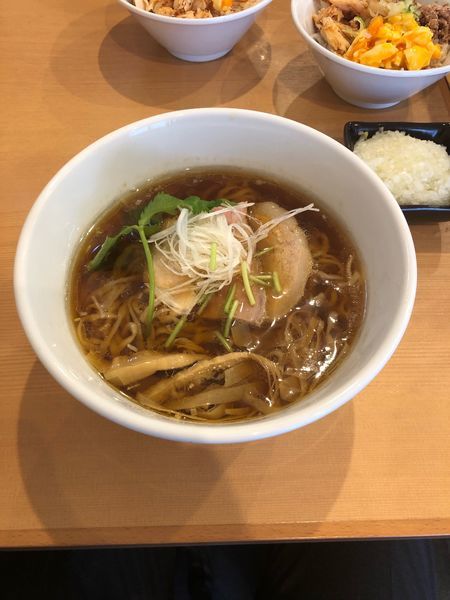 「醤油らぁめん」@麺や 一峯の写真