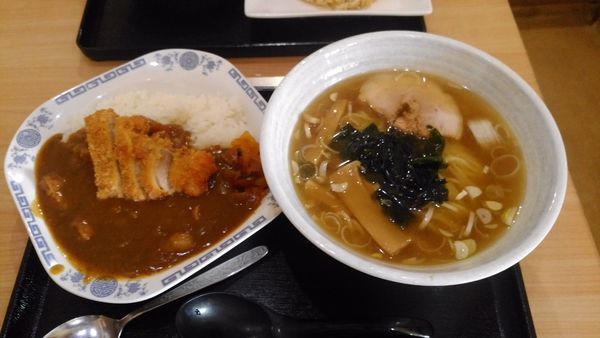 「ランチセット(あごだしラーメン+カレーライス)」@らーめん矢の写真
