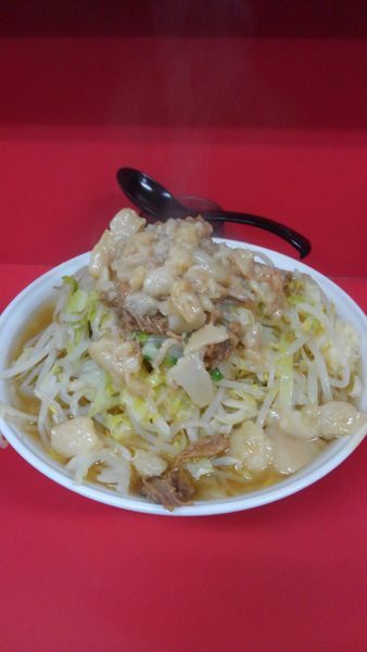 「大らーめん(野菜、ニンニク、アブラ)」@ラーメン二郎 茨城守谷店の写真