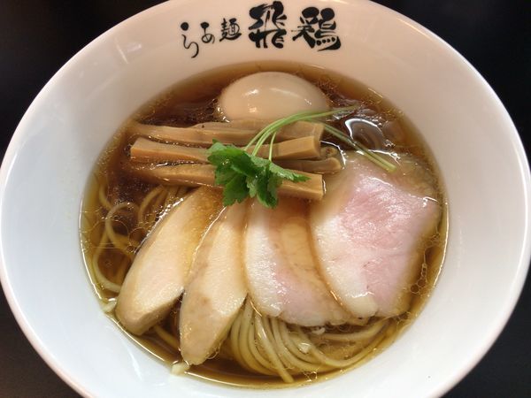 「鶏そば＋全部のせ」@らぁ麺 飛鶏の写真