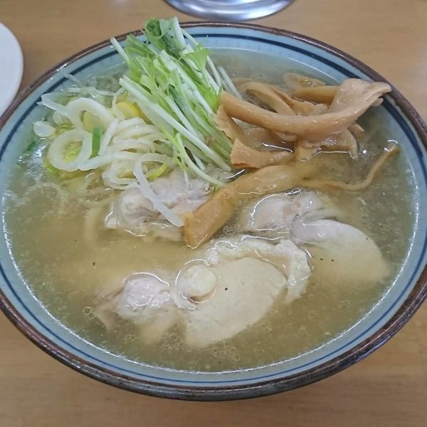 「追い炊きみつせ鶏 塩 S」@MENYA 食い味の道有楽の写真