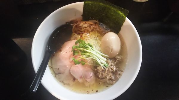 「味玉塩らーめん 900円」@麺や 勝治の写真