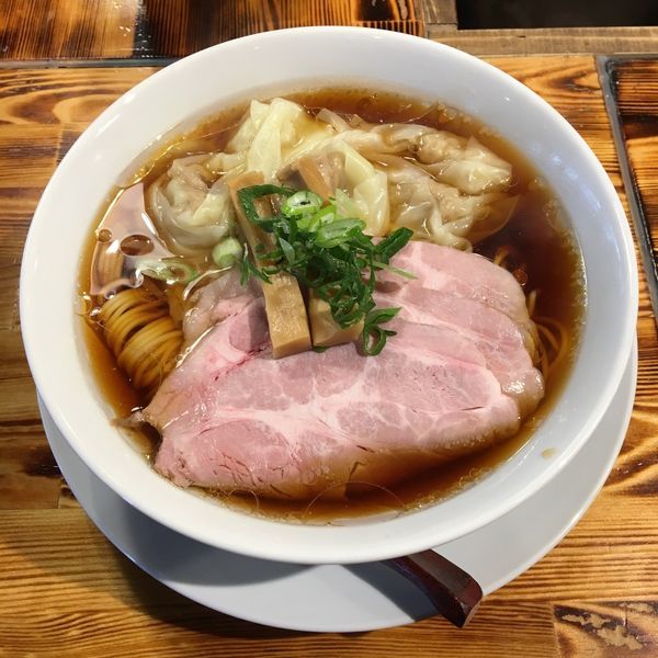 特製ワンタン中華そば