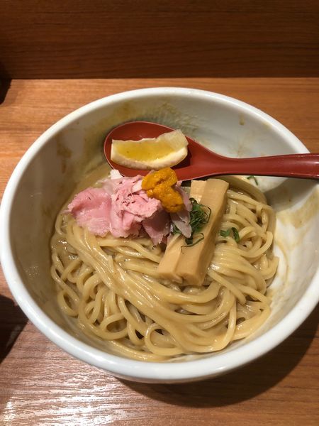 「雲丹まぜそば」@煮干中華そば 鈴蘭 新宿店の写真