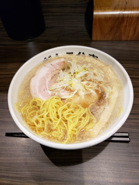 「天城黒豚背油ラーメン、中盛」@元祖一条流がんこ 総本家(二代目)の写真