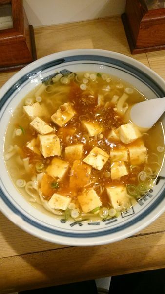 「麻婆ラーメン（太麺） 800円」@陳さん館の写真