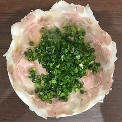 チャーシュー麺（中）＋ねぎ増し