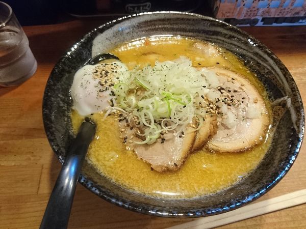 「濃厚温玉味噌チャーシュー麺」@獅子王の写真