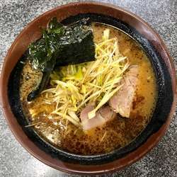 ねぎ正油らあめん (700円) ねぎ増 (200円)