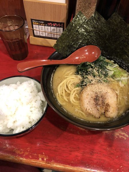「ラーメン」@横浜家系ラーメン希家 上野店の写真