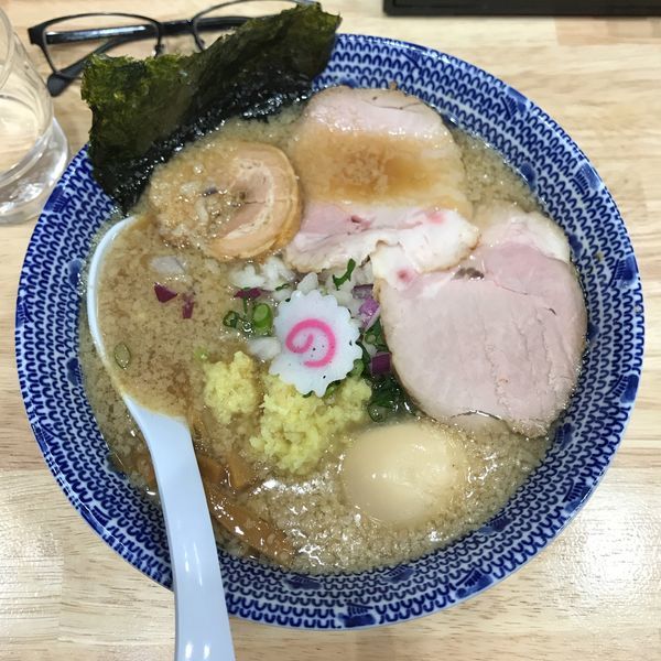 「特製にぼ助らーめん」@厳選煮干ラーメン 初代 にぼ助の写真