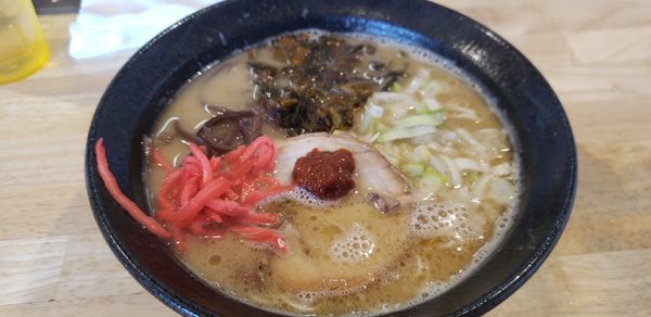 「九州豚骨ラーメン」@ラーメン 旗っさし家の写真