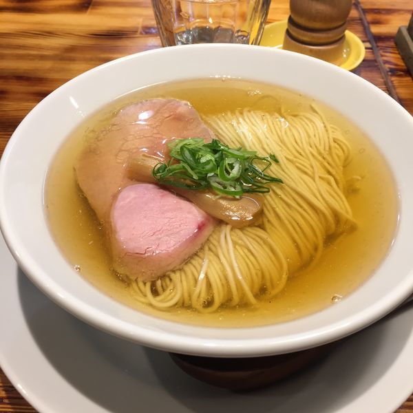 「塩煮干そば」@柴崎亭 梅丘店の写真