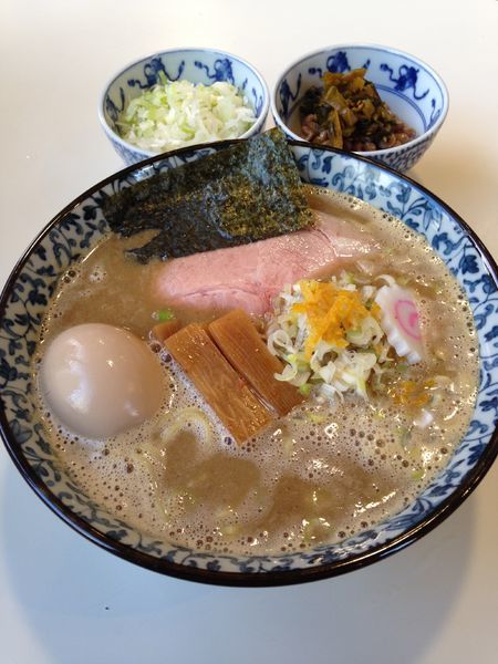 「中華そば780円 高菜納豆120円 ねぎ100円 味玉クーポ」@麺処はなぶさの写真
