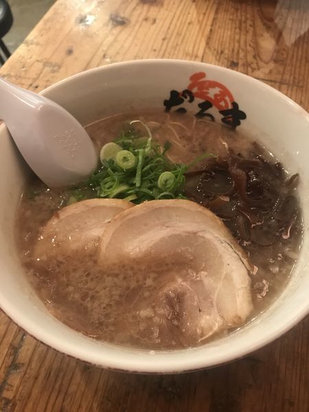 「ラーメン」@元祖博多だるま 博多デイトス店の写真