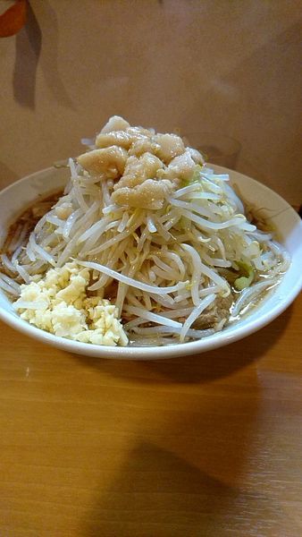 「大ラーメン850円ニンニク脂辛め」@豚星。の写真