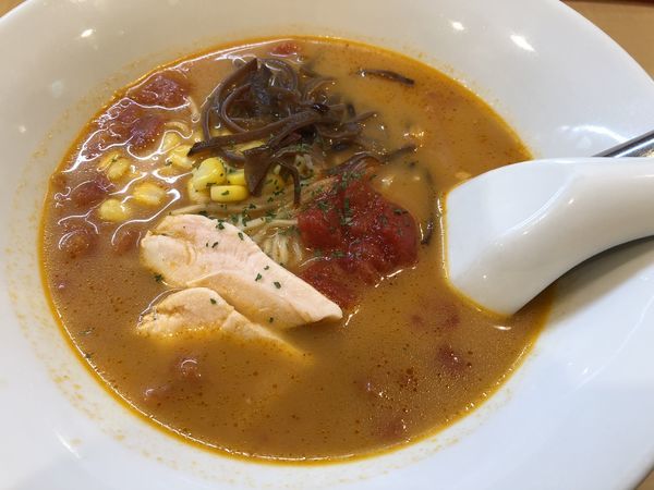 「とまとらーめん　￥７９０」@麺や 八の角 錦本店の写真