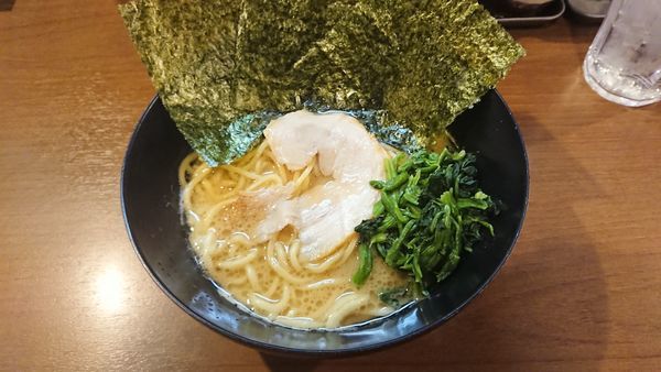 「濃厚豚骨ら～めん醤油750円+辛ねぎ鶏チャーシュー丼300円」@歩家の写真
