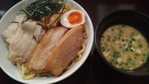 「特製つけ麺特盛り」@らーめんなが田の写真