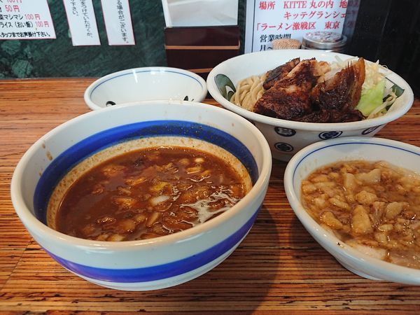 「つけ雷(ミニ)＋トロ豚＋アブラ＋魚粉」@雷 松戸駅東口店の写真