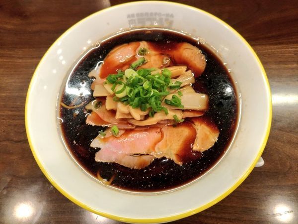「黒煮干しラーメン」@ラブメン 本店の写真