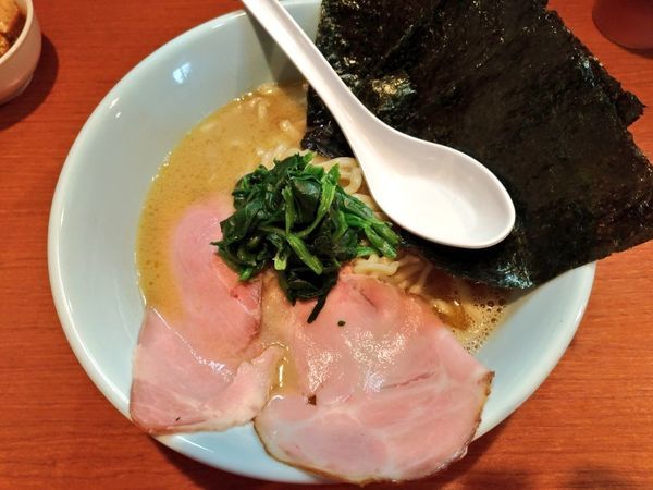 「期間限定 貝と鶏ガラの白湯塩ラーメン」@麺処 みな家の写真