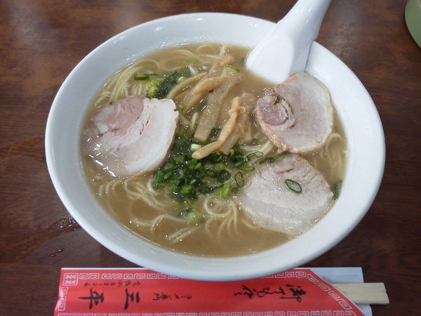 「大盛ラーメン 700円」@味の三平の写真